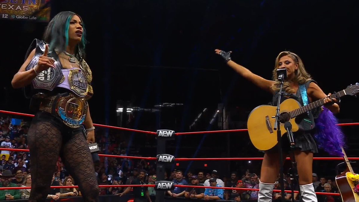The CEO Mercedes Moné has NO time for the Harley Halftime Show... Watch #AEWCollision LIVE on TNT Drama & @SportsOnMax Último Moné | Harley Cameron