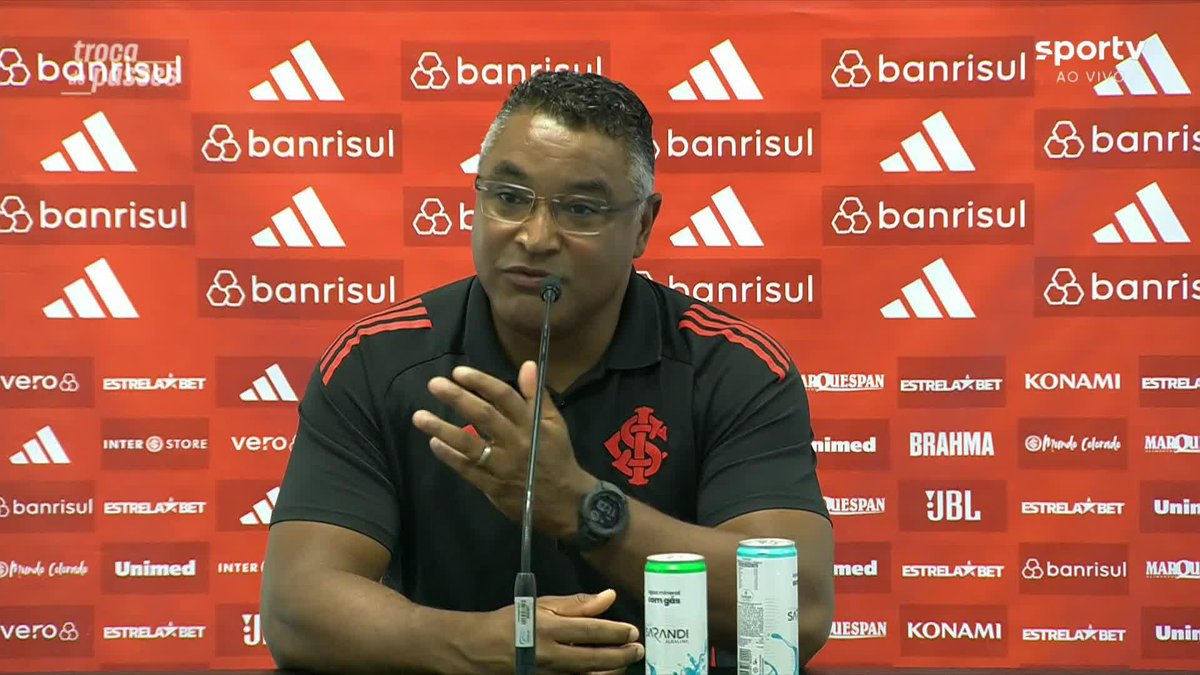Roger, sobre dupla expulsão no Gre-Nal 444: "Mostra a falência do sistema"