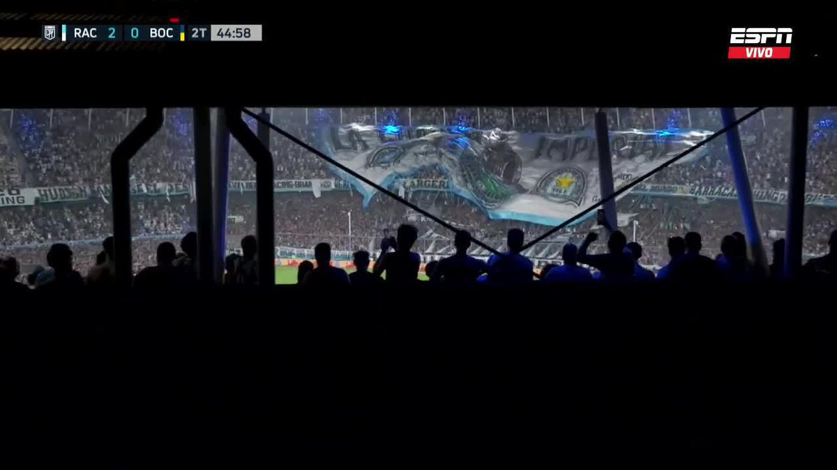 ¡¡RACING ES PASIÓN!! Subí el volumen y escucha e EL CILINDRO luego de la roja a Zenón sobre el final del partido... 🔥🔥🔥