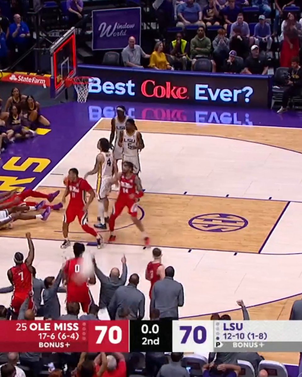 OLE MISS TIPS IT IN FOR THE WIN 🤯 Ole Miss Men’s Basketball