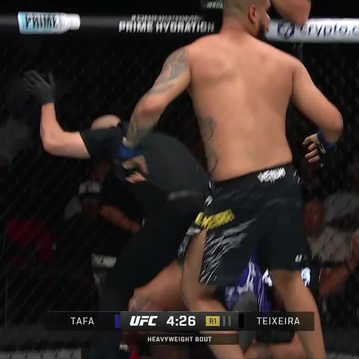 TALLISON TEIXEIRA ONLY NEEDED 35 SECONDS FOR THE FINISH IN HIS UFC DEBUT 😤 #UFC312