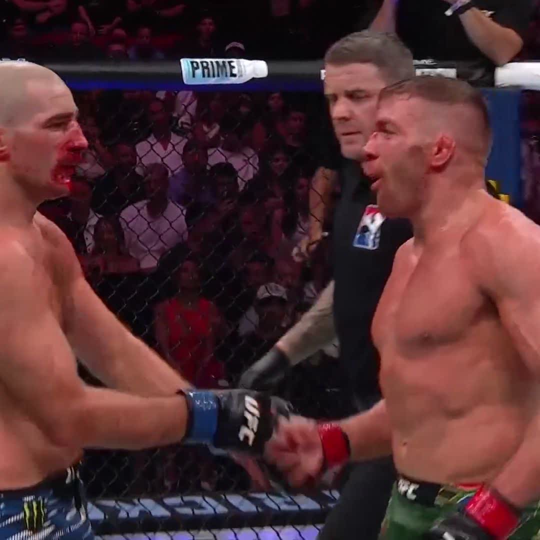 They go the distance! #UFC312 How did you score Dricus Du Plessis vs Sean Strickland 2?!