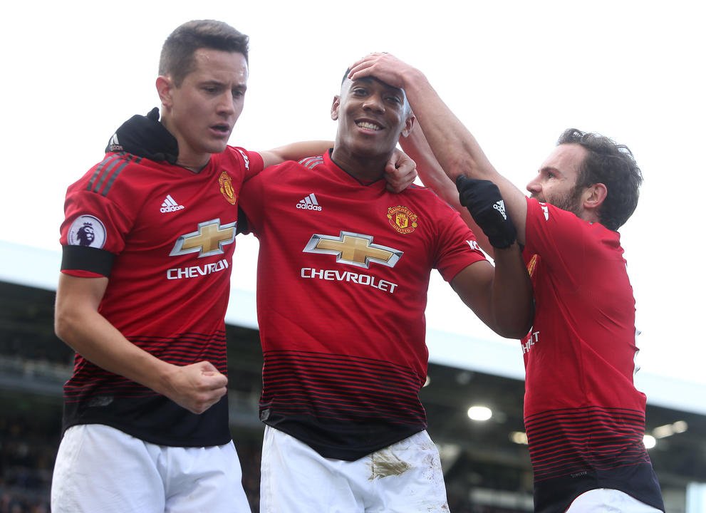 🇫🇷🔝 6 years ago today, Anthony Martial did this for Manchester United. 😍✨