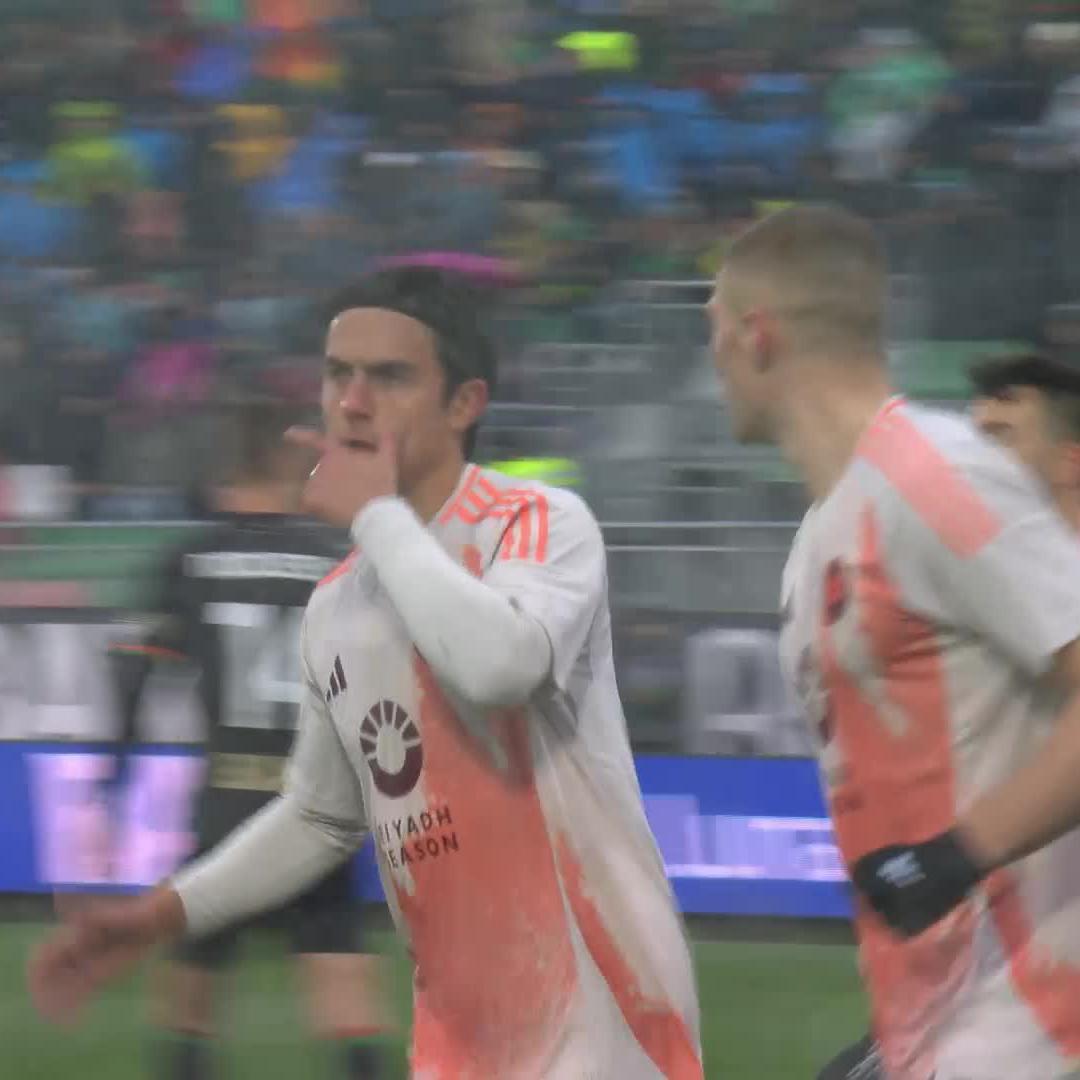 57' Dybala mask al Penzo! La Joya glaciale dal dischetto ❄️❄️ #VeneziaRoma 0-1