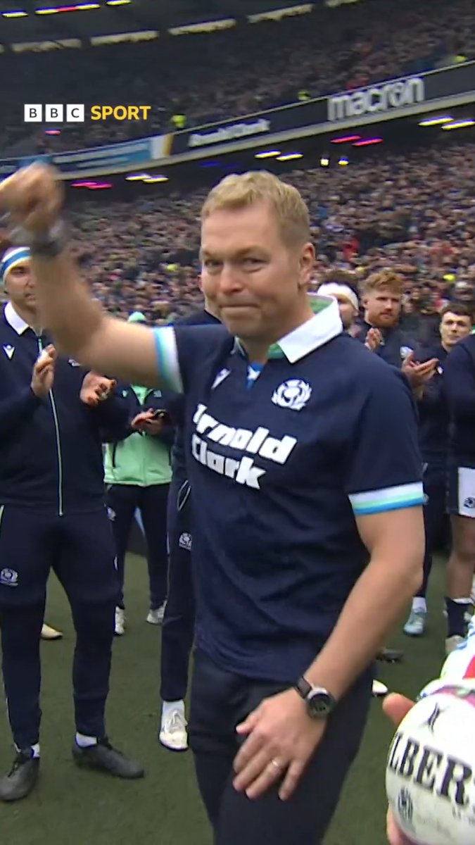 A son of Edinburgh delivers the match ball. Murrayfield gives Sir Chris Hoy a rapturous reception 💙 #BBCRugby #BBCSixNations