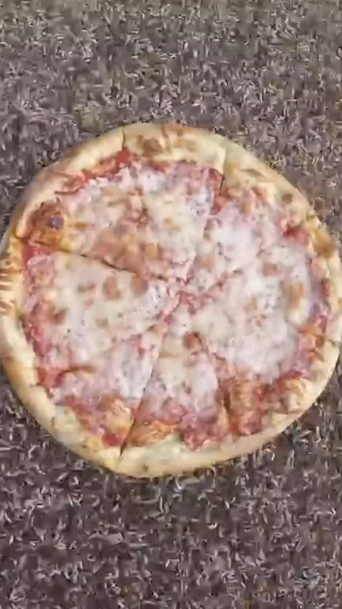 By watching 10,000 maggots demolish a pizza in 2 hours, scientists have a better sense of how they gobble food so quickly. 🍕 Learn more on #NationalPizzaDay: