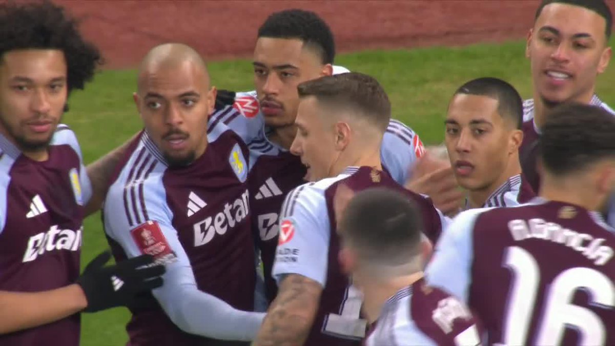 ASTON VILLA TAKE THE LEAD OVER TOTTENHAM IN THE FIRST MINUTE!!! WHAT A START AT VILLA PARK 🤯