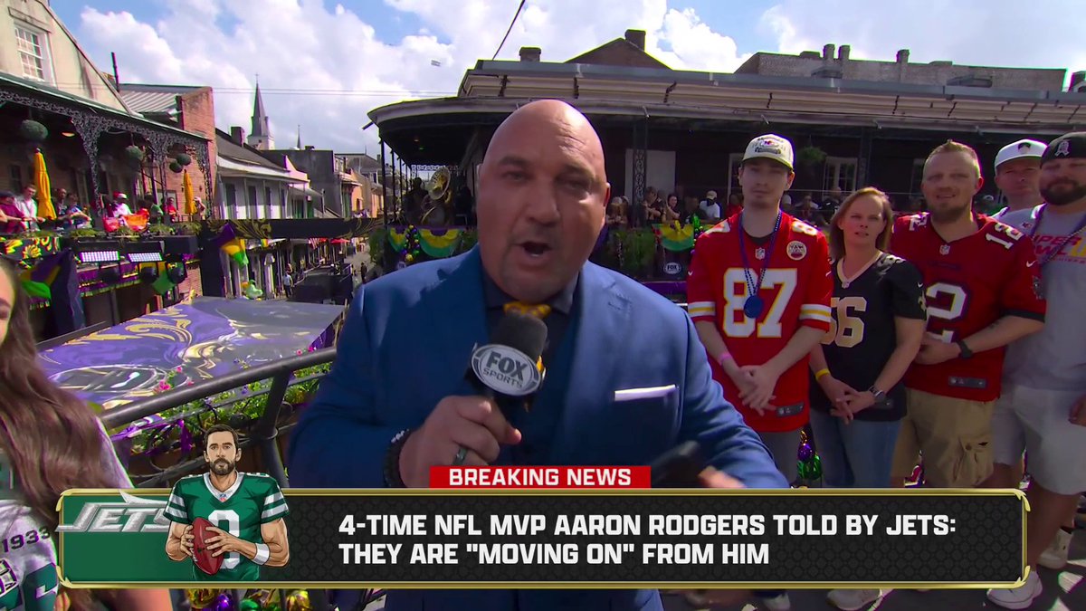 Let's check in with Jay Glazer! ⬇️ An emotional team meeting for the Eagles last night 🦅 The Jets informed Aaron Rodgers they are "moving on" from him.