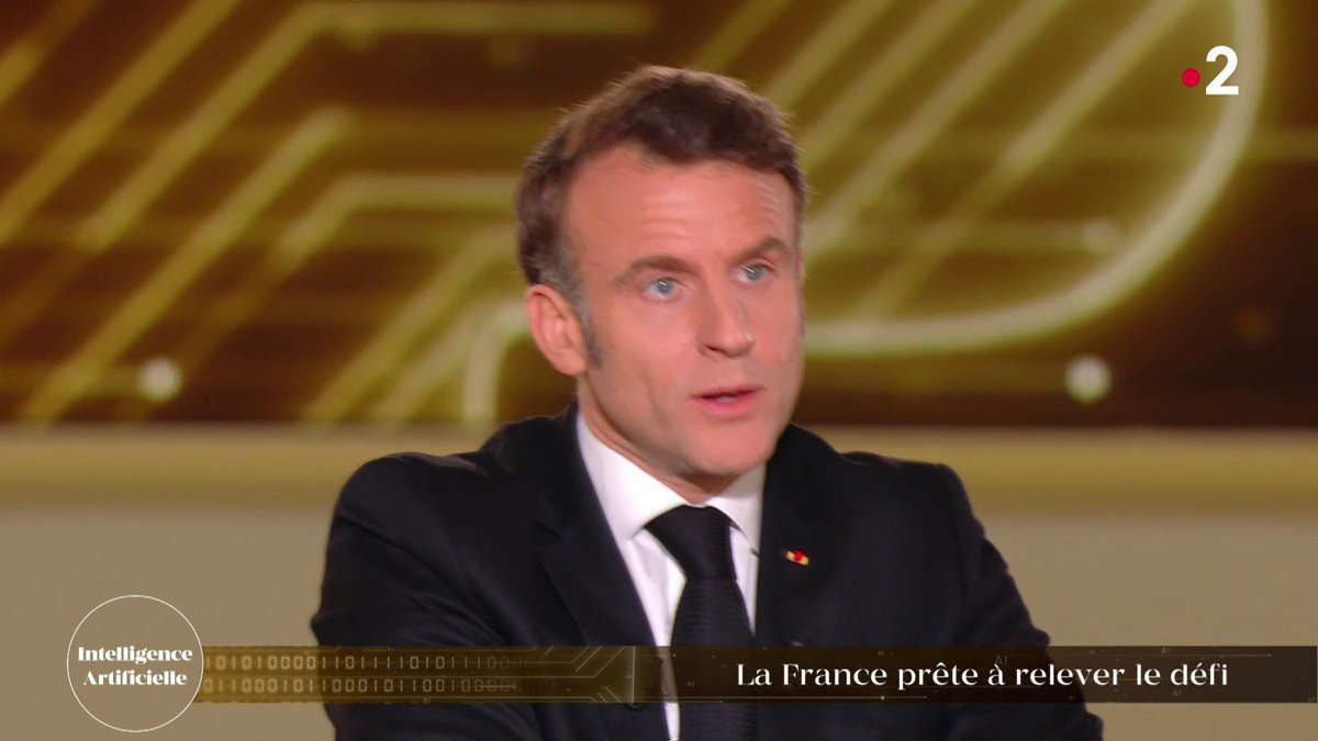 🔴DIRECT - 🗣️"On veut aller beaucoup plus vite et beaucoup plus fort sur l'IA, on est la 5e puissance mondiale en la matière. On est en retard sur les Etats-Unis et la Chine." - Emmanuel Macron, en direct de "20h30 le dimanche : émission spéciale Intelligence Artificielle"