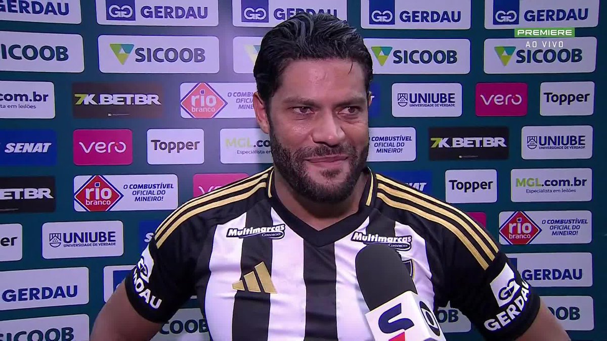 Hulk disse antes do jogo que faria dois gols e cumpriu em Cruzeiro 0 x 2 Atlético-MG: "Profetizei e Deus me abençoou".