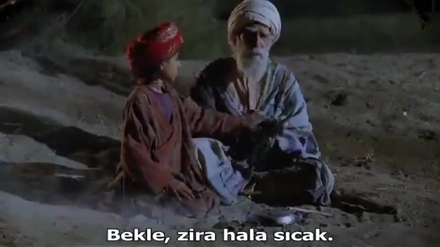 Bab' Aziz... Manevi yolculukların, ruhani arayışların hikâyesi... İzleyenlerin kalbine dokunan bir film. Gerçek bir başyapıt! Sizler için tamamını X'e yükledik. Keyifli seyirler.