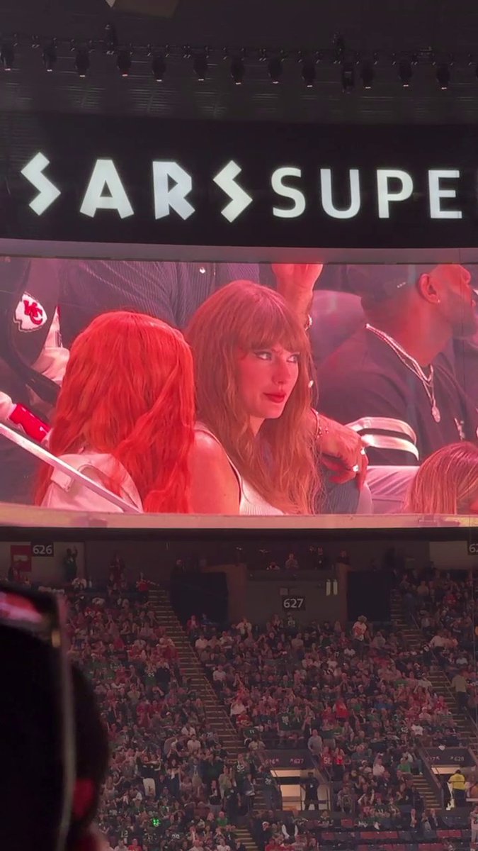 Taylor Swift laughed off being booed at the Super Bowl 😅