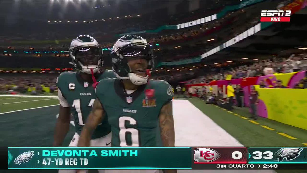 ¡¡NOOOOO LO QUE HIZO JALEN HURTS!! Pase de más de 50 yardas para el touchdown de DeVonta Smith y el ¡¡¡34-0!!! de los Eagles ante los Chiefs... ¿Partido liquidado? 📺 El #SBLIX, en #DisneyPlus