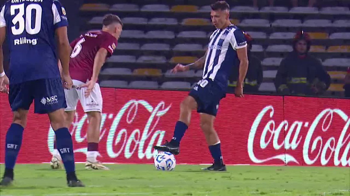 🎓 PISALA, BOTTA 🎓... ¿En que lugar lo ponés entre los jugadores más MÁGICOS del #TorneoApertura?