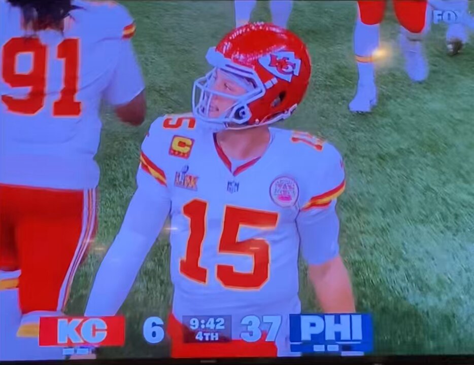 Jalen Carter’s double punch to Pat Mahomes face is something special