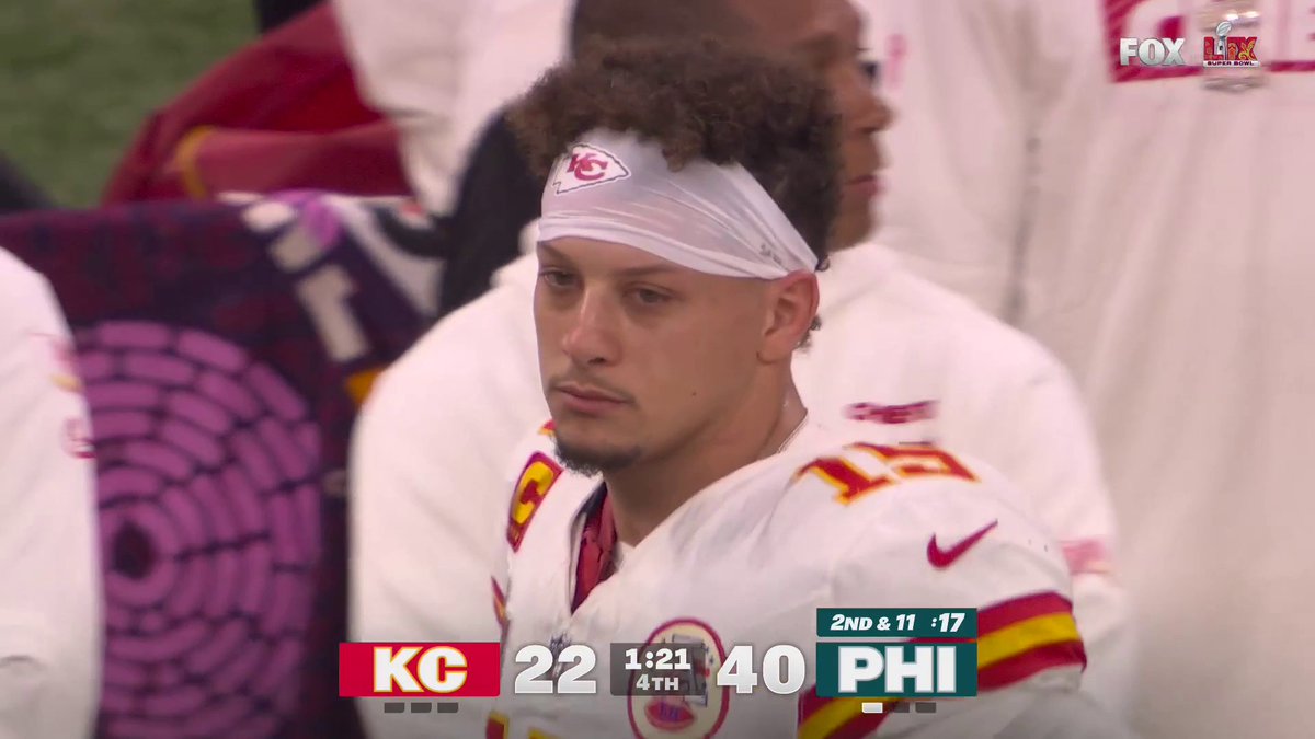 Patrick Mahomes got emotional on the sideline. #SuperBowlLIX