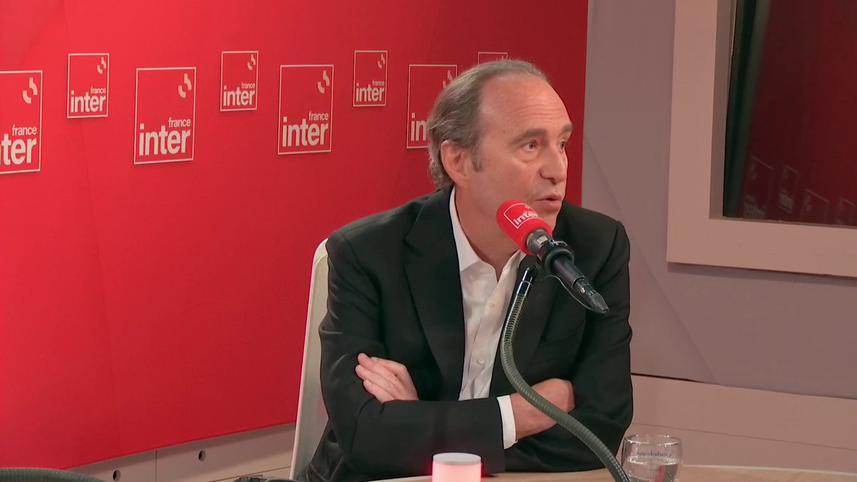 Xavier Niel : "La question classique, c'est : est-ce que je vais perdre mon job à cause de l'intelligence artificielle ? La réponse est non, mais vous risquez d'être remplacé par quelqu'un qui sait l'utiliser." #le710inter