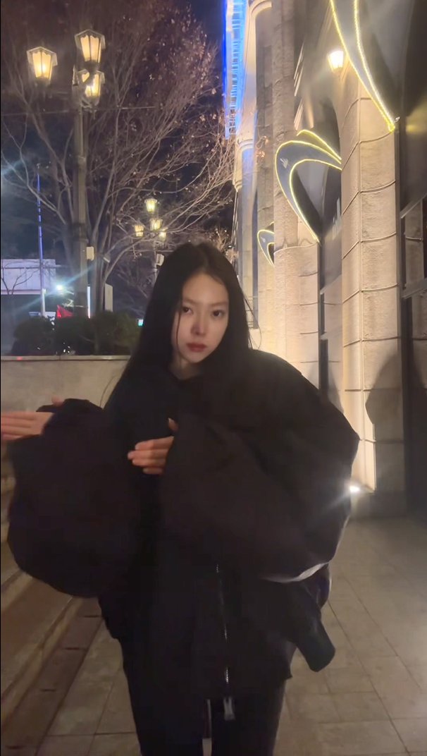 dun dun dun dun dun dun dun 🔗 TikTok : ⠀ #MEOVV #미야오 #NARIN #나린 #THEBLACKLABEL #더블랙레이블