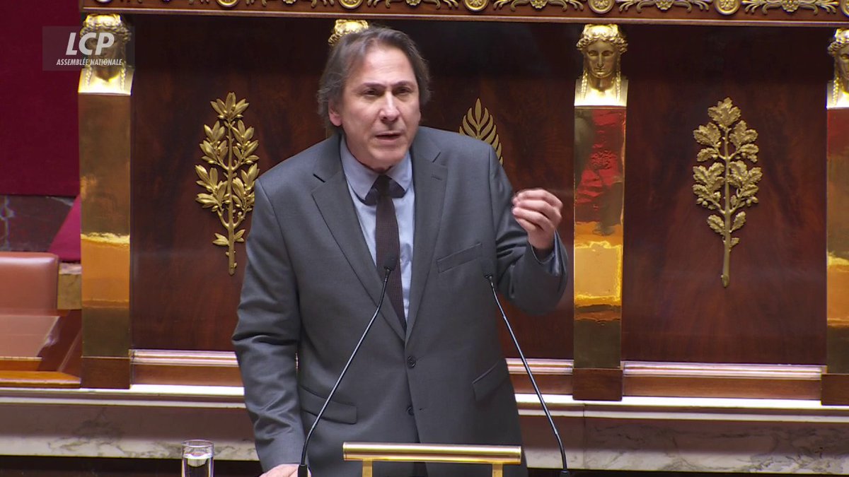 #PLFSS : "Nous n'avons pas la négociation honteuse et donc nous n'aurons pas la non-censure honteuse", conclut Jérôme Guedj, qui menace François Bayrou de censure s'il venait à "céder une seule parcelle de terrain à l'extrême droite". #DirectAN #MotiondeCensure
