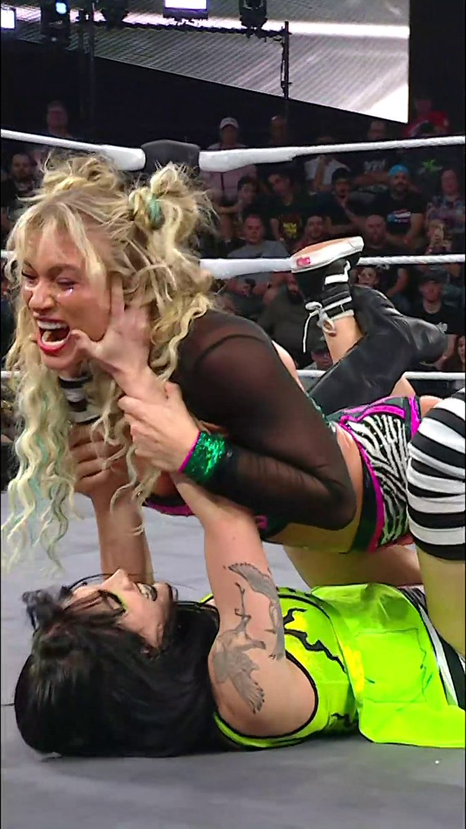 This was quite innovative from Tater 😳 #WWENXT