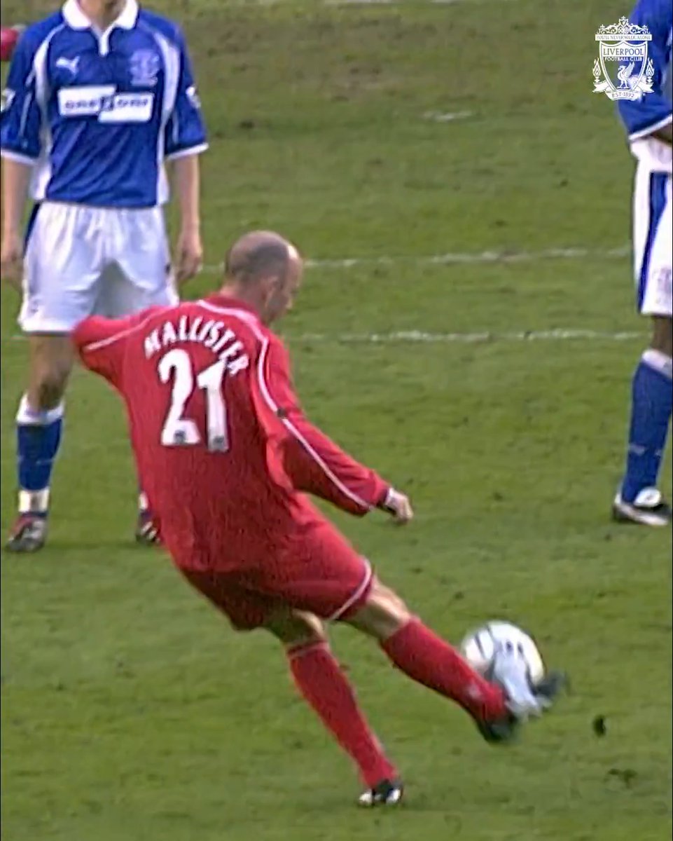 An incredible Gary McAllister strike secured a memorable win at Goodison Park in '01 🤩🔴