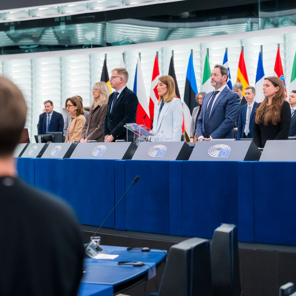Tonight, European Parliament joins the people of Sweden to honour the memory of the victims of the horrific mass shooting at Risbergska school in Örebro. SwedishPM 🇪🇺🇸🇪