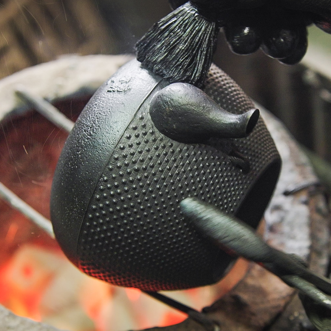 Why Japanese iron kettles are so expensive
