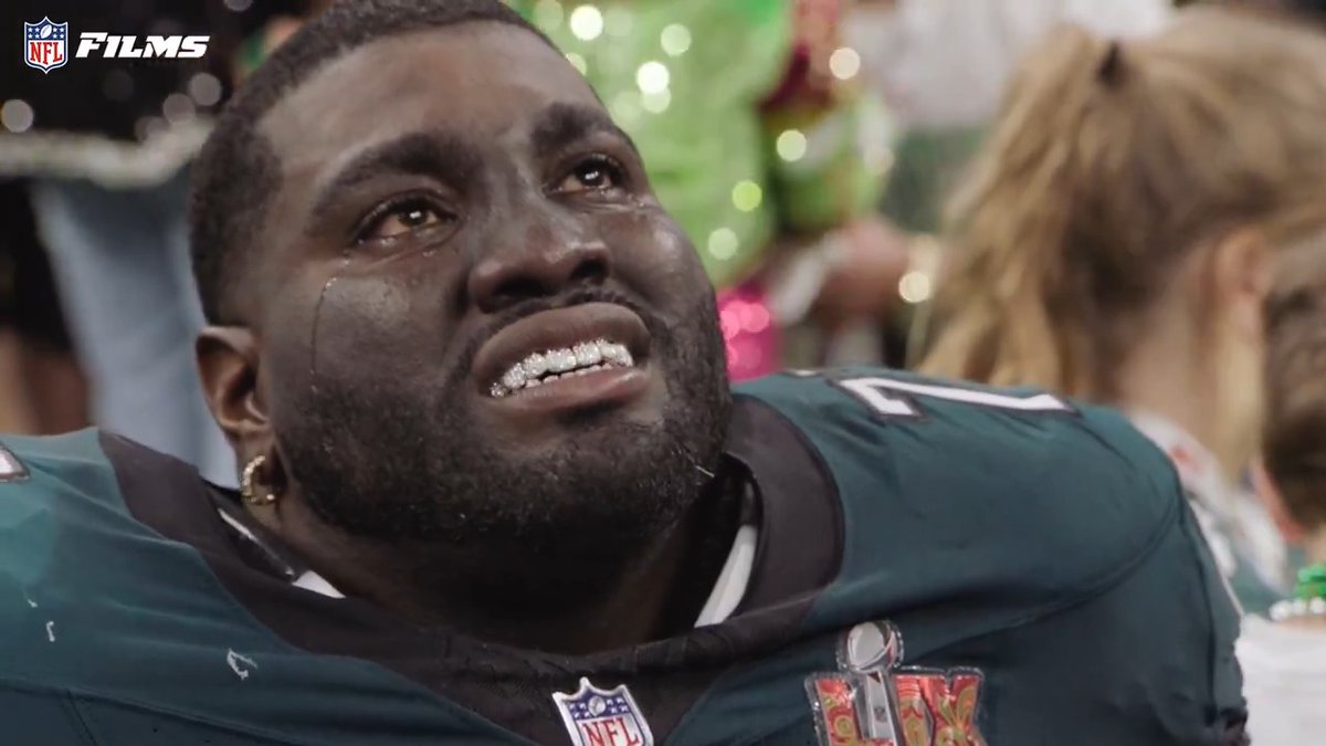The moment Trending Topic 🤷🏾‍♂️ turned into a big baby 🥹 @eagles