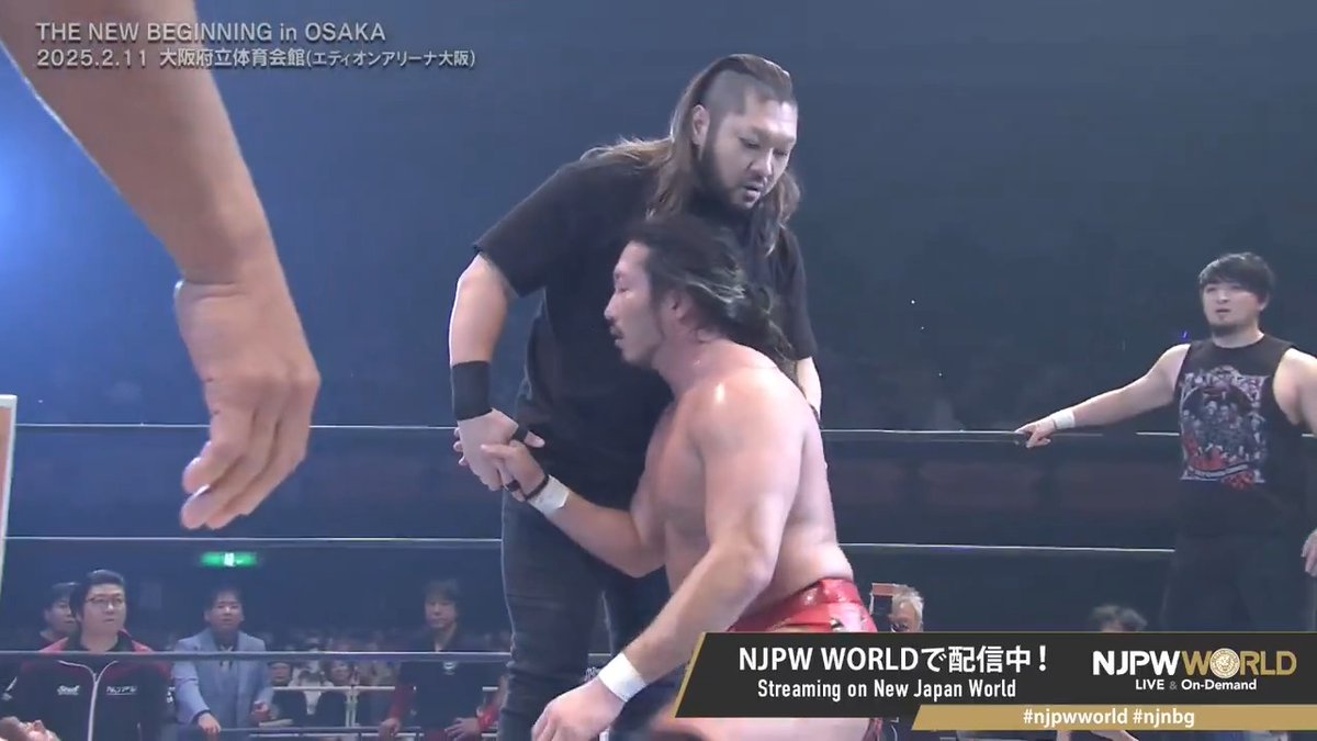 ð±THE NEW BEGINNING in OSAKAð± IWGP GLOBALãããŒçŽéžææš©è©ŠååŸãçªåŠãªã³ã°äžã«éªåŽ©ã蟌ãã ã®ã¯HoTã®é¢ã
ð ãããŠå Žå
ã¯æè»¢âŠð ç»é²ã»èŠèŽã¯ãã¡ããã â #NJPW #njpwworld #njnbg