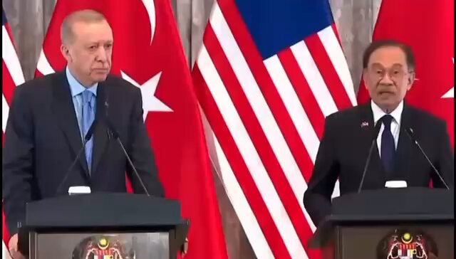 🇲🇾 🇹🇷 Malezya Başbakanı Enver İbrahim: “Müslüman dünyasının lideri sayın Cumhurbaşkanı Erdoğan’ı ağırlıyoruz.”