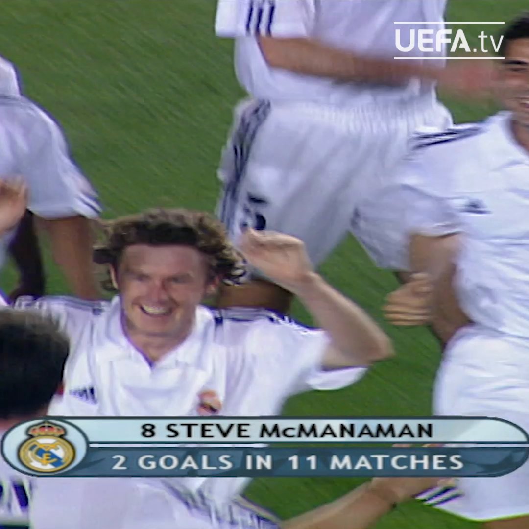 También hoy es el cumpleaños de Steve McManaman. 53 cumple el inglés. Que nos regaló muchas cosas. Entre ellas, este bendito recuerdo de Champions en el Camp Nou: