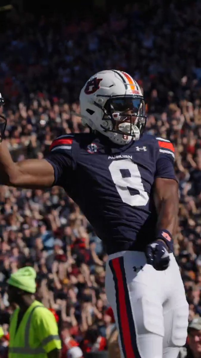 Only 2️⃣0️⃣0️⃣ more days til we're back 🙌 #WarEagle🦅