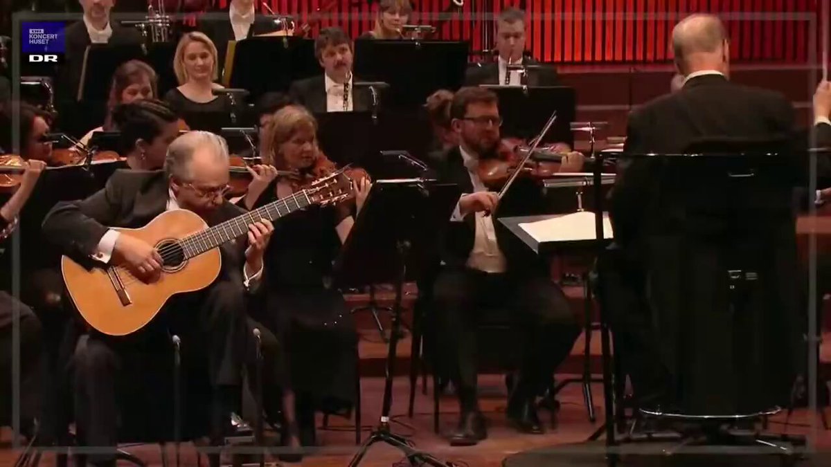 ☘️So beautiful performance💖💖 🎸🎸Concierto de Aranjuez - Rafael de Burgos &amp; Pepe Romero
