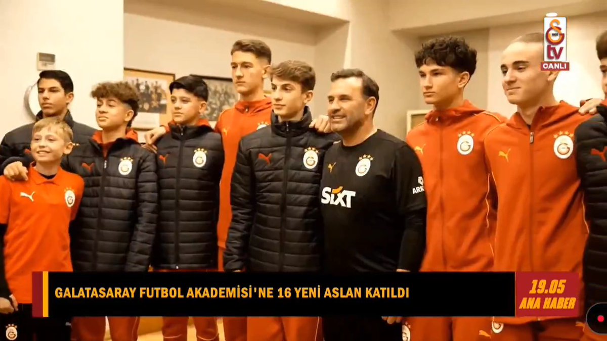 🦁 Yeni Genç Aslanları, Florya'da Okan Buruk ve Yunus Akgün karşıladı.