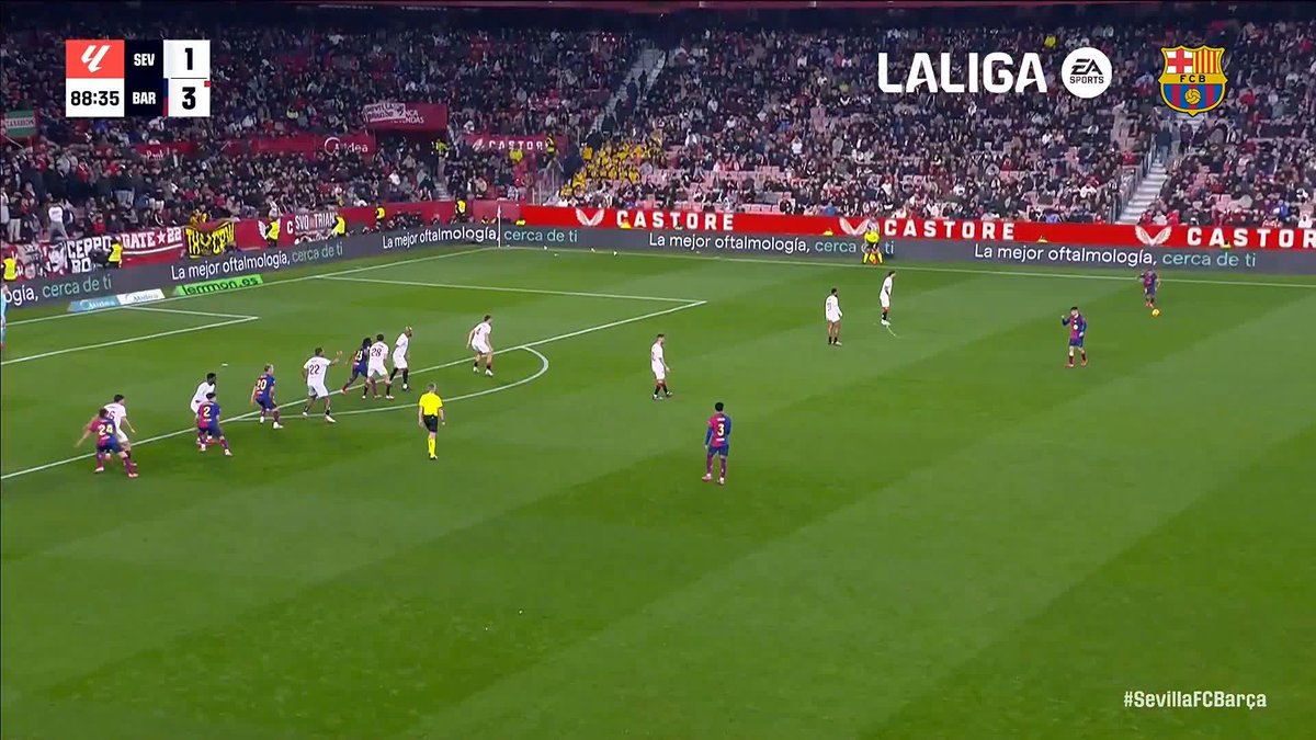 We already had three, but Eric said we needed one more. 🧮 #SevillaBarça | #LaLigaHighlights