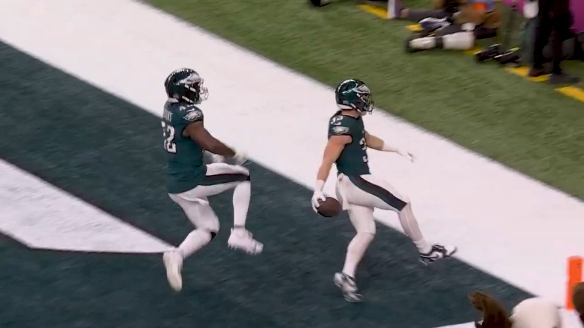 His first career interception... on his birthday... in the Super Bowl. What dreams are made of. @cdejean23 (by FanDuel)