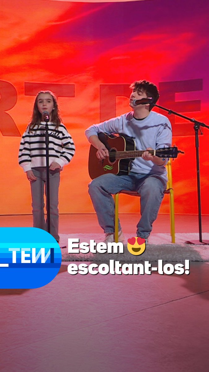 Nosaltres també ens hem quedat 😍 amb la Martina i l'Arnau interpretant "Sort de tu" d'Oques Grasses! #TotEsMou3Cat