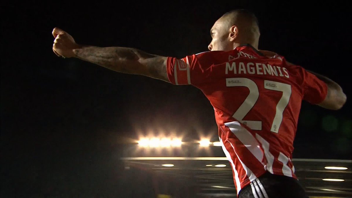WHAT A START! 👀 A nightmare for the Nottingham Forest keeper. A dream for Exeter's Josh Magennis 😍 #ITVFootball | #EmiratesFACup | #EXENFO