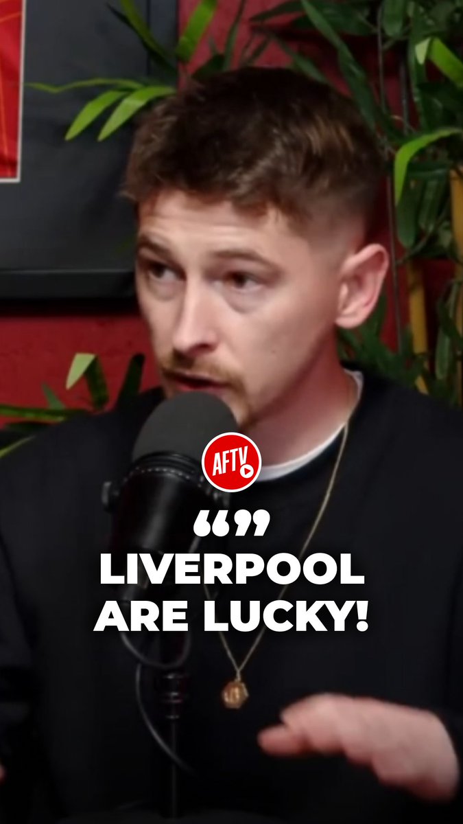 Liverpool were lucky Arsenal had their dip in form at the same time as them! 🤔 #WeComeInPeace
