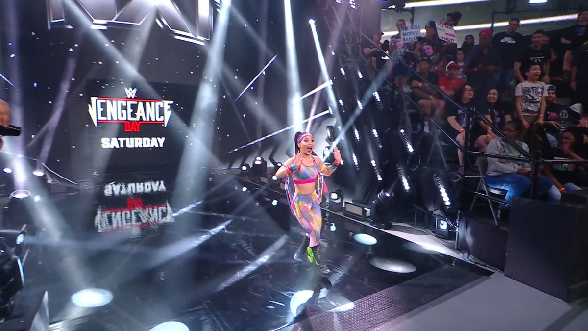NO. WAY. roxanne just brought up Bayley's past to mock The Role Model! 😱 #WWENXT