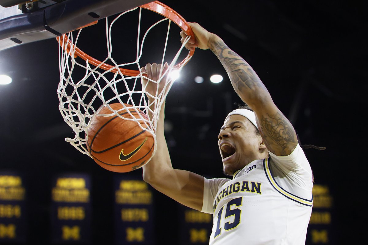 What a night in A2! Dub No. 19 is secured. THANK YOU CRISLER -- what an atmosphere! #GoBlue