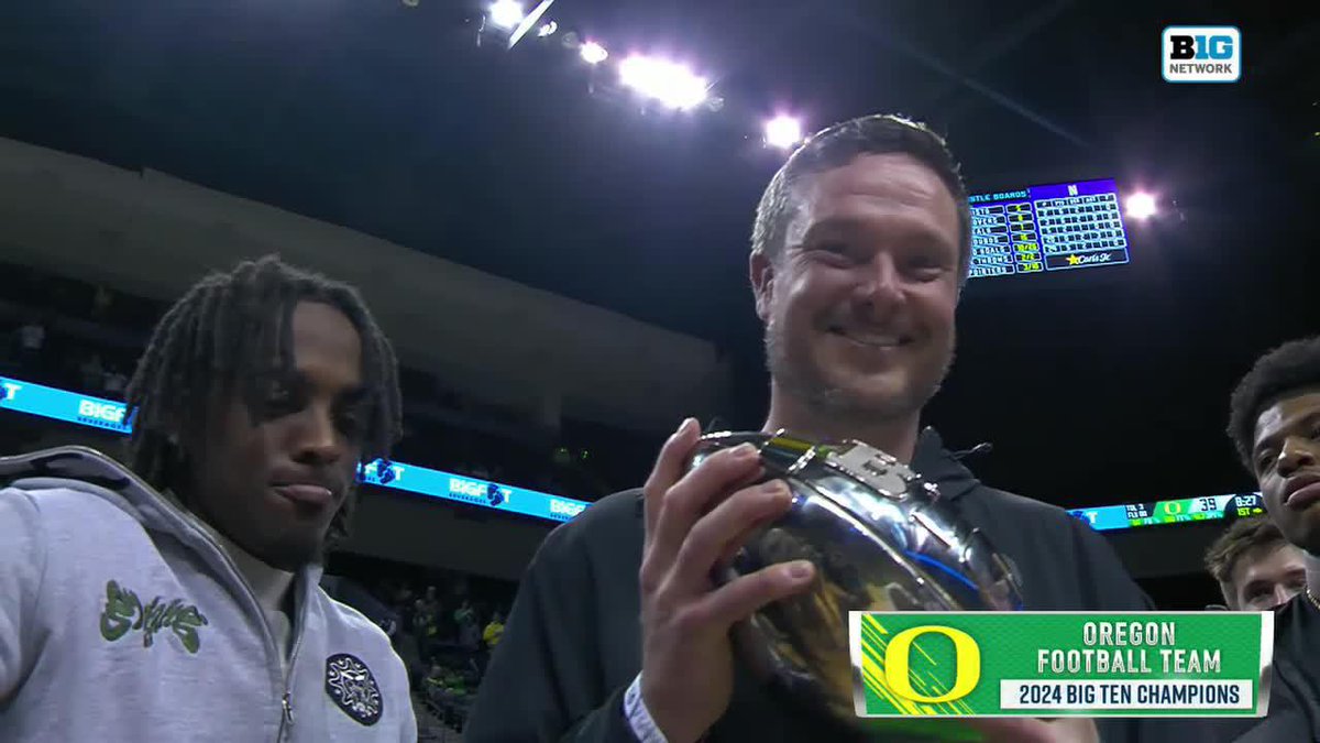 The 2024 Big Ten Conference Champions Oregon Football are in the house to catch some Oregon Men's Basketball tonight 🦆 #B1GMBBall x #B1GFootball