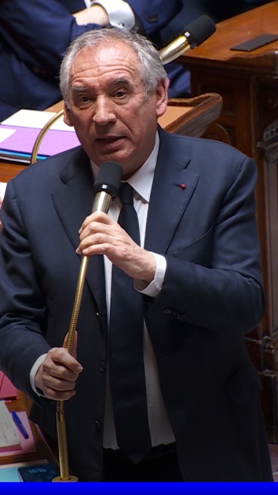 François Bayrou accusé d’avoir ignoré des agressions sexuelles sur mineurs dans un pensionnat catholique ➡ Le Premier ministre assure n'avoir "jamais été informé"
