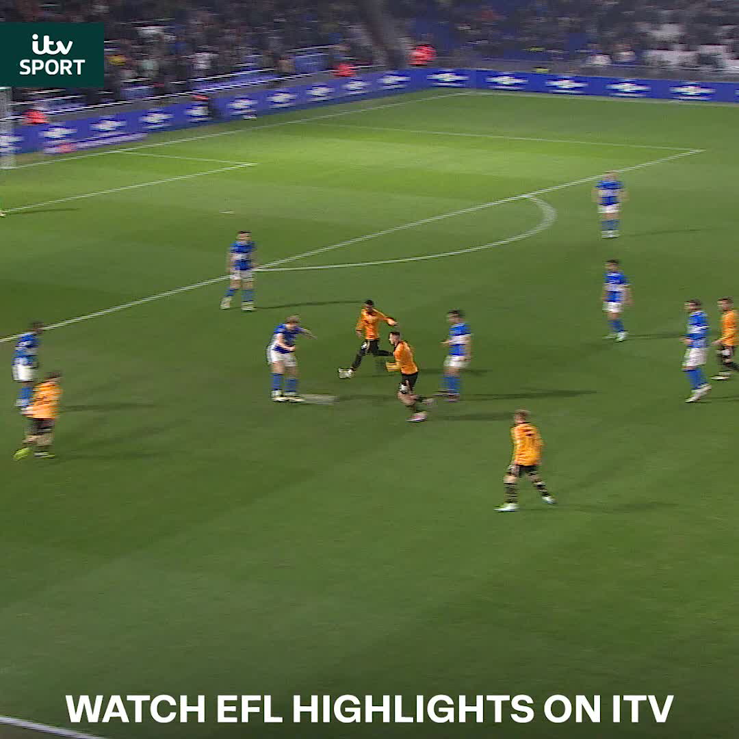 Siri, define free-flowing attack 😍 A thing of beauty from Birmingham City #ITVFootball | EFL | Birmingham City FC