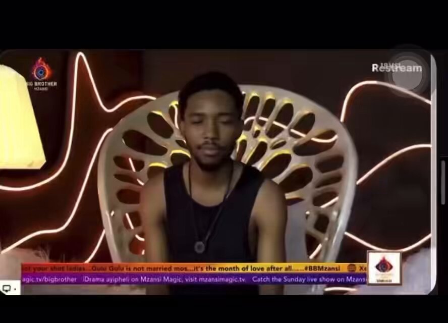 Biggie : wat does love mean to u Guluva: before I only knew my families love but now I met someone in da house , which I didn’t think would happen , at the time I feel someone loving u but wen they’re gone u feel a huge space inside u😭😭😭 Awwww Ashley’s exit really hurt him #BBMzansi #SweetAshley #SweetGuluva