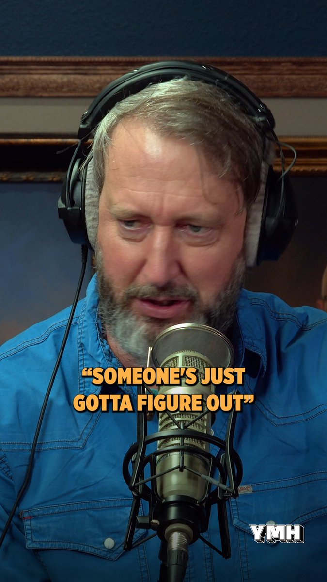 The father of podcasts, Tom Green, joins us in the mommy dome this week! 👖 #YMH