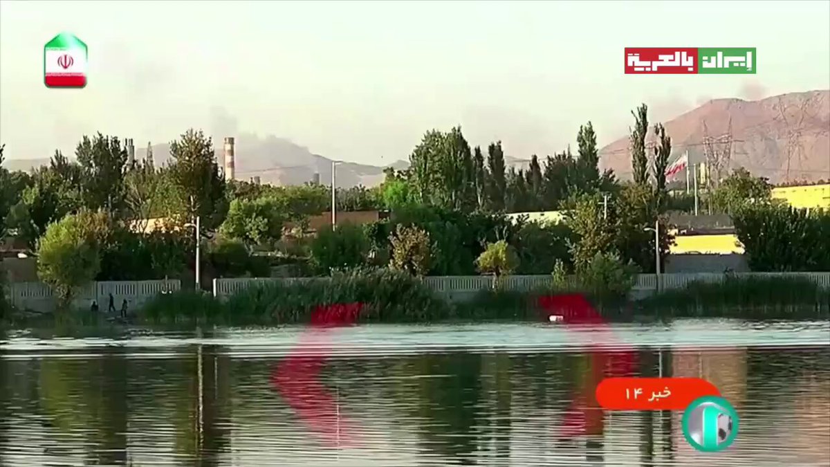 🔻وزارة الدفاع تكشف عن طائرة مسيّرة انتحارية تُطلق من تحت الماء في تطور عسكري جديد، كشفت وزارة الدفاع عن طائرة مسيّرة انتحارية قابلة للإطلاق من تحت سطح الماء، مما يعزز القدرات القتالية في البيئات البحرية. يُتوقع أن يوفر هذا الابتكار ميزة استراتيجية في العمليات العسكرية، خاصة في مجال الهجمات المفاجئة والاستهداف الدقيق.