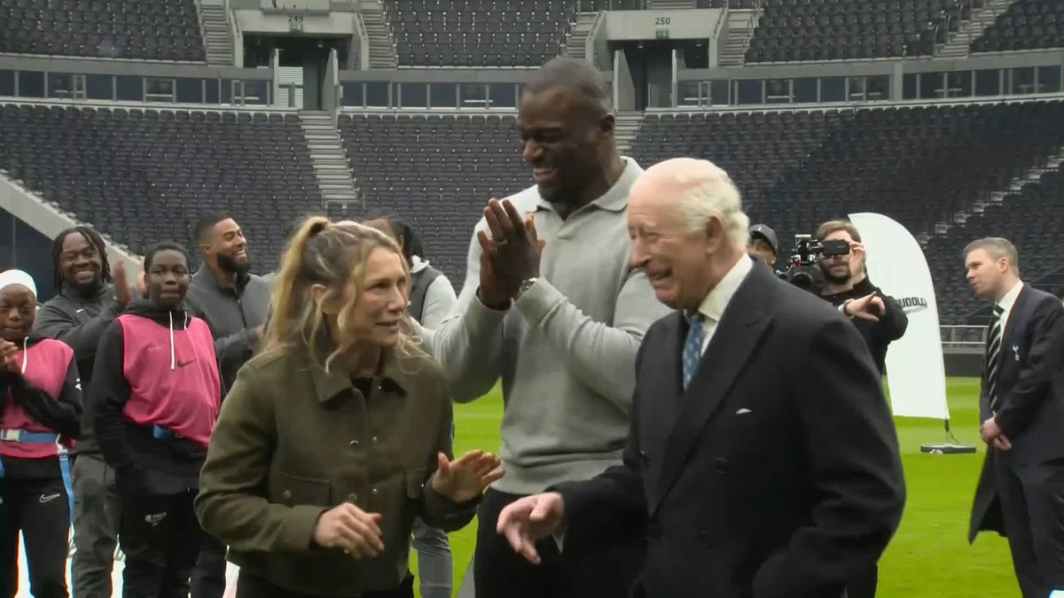King Charles has paid a visit to the Tottenham Hotspur stadium 👑