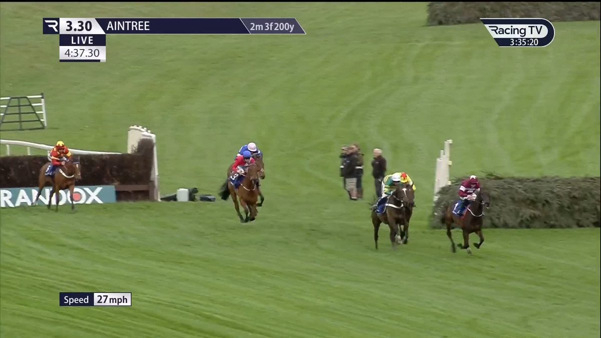 💛💚 I've just sat here and watched every single run of JONBONS mighty career! 1-11121-111211-11211-111! The Champion Chase is up next, and I'll tell you now, nothing's beating him in March! ✨️