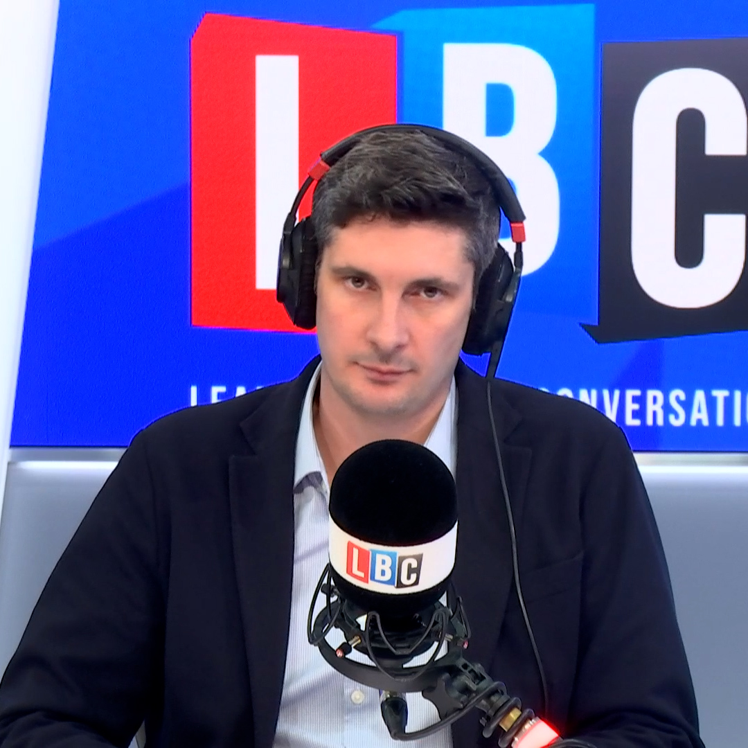 ‘If I serve a steak dinner to my guests and say it’s chicken… it’s not chicken is it?’ ‘You can’t change what you are.’ Caller Gary shares his unique analogy on gender ideology as he debates with Tom Swarbrick.